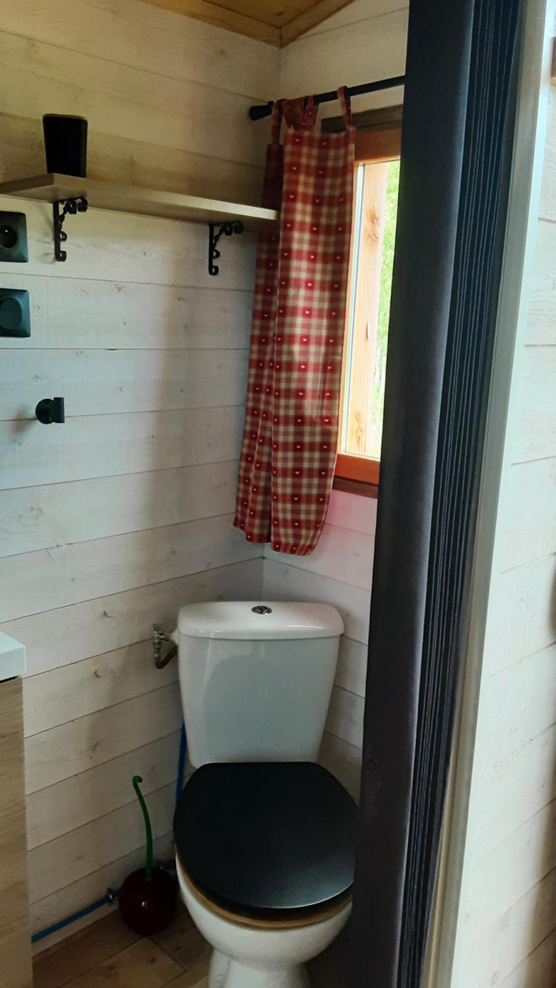 Гостьовий будинок Tiny House Saint-Vallier  Екстер'єр фото